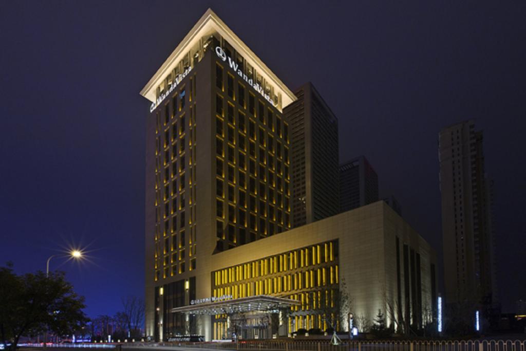 Wanda Vista Shenyang Hotel Bagian luar foto